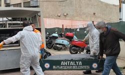 Kaldığı pansiyon odasında ölü olarak bulundu