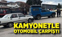 Kamyonetle otomobil çarpıştı