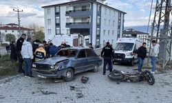 Kastamonu’da otomobil ile motosiklet çarpıştı: 3 yaralı