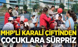 MHP’li Karali çiftinden 23 Nisan’da çocuklara sürpriz