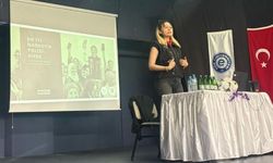 Üniversitede KADES ve narkotik farkındalık eğitimi