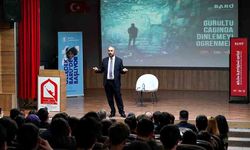 Rektör Akkaya'dan “Gürültü çağında dinlemeyi öğrenin” mesajı