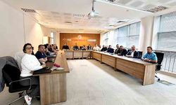 Sağlık masaya yatırıldı: Acil hizmetler mercek altında