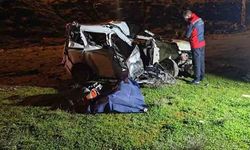 Şarampole yuvarlanan araçta 1 kişi öldü, 1 ağır yaralı
