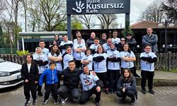 Siyah-beyazlılardan gönülleri ısıtan organizasyon