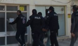 Tartıştığı eşini av tüfeğiyle öldüren adam tutuklandı