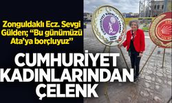 Cumhuriyet kadınlarından çelenk