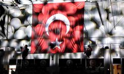 19 Mayıs’ta JAK’tan bayraklı nefes kesen iniş