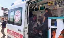 İnegöl’de motosiklet ile minibüs çarpıştı: 2 yaralı