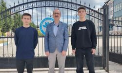 Öğrencilerden Örnek Hareket: Buldukları Parayı Teslim Ettiler
