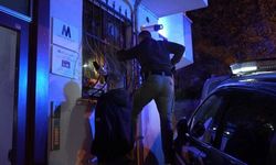 Ceset kokusu sanıldı, gerçek polisin eve girmesiyle ortaya çıktı