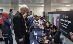 Düzce’de minik yazarlardan anlamlı imza günü