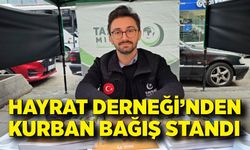 Hayrat Derneği’nden Kurban Bağış Standı