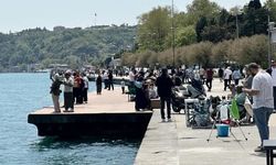 İstanbul’da Güneşli Hava Sahilleri Doldurdu