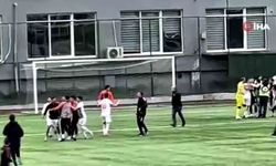 Karabük'te 1. Amatör Lig maçında saha karıştı