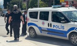 Boşanma aşamasında karısını bıçaklayacaktı, polis tam zamanında müdahale etti