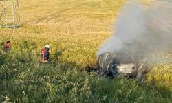Otomobil devrildi: 4'ü çocuk 7 yaralı