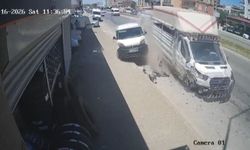 Lastiği patlayan kamyonet dehşet saçtı