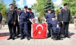 Özel bireyler temsili askerlik yemini etti