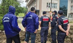 Sağlık ocağında mahsur kalan hastalar ve sağlık personeli kurtarıldı
