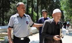 Mezarlıkta sahte hoca imamın testini geçemedi