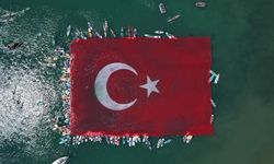 Sapanca Gölü'nde tüyleri diken diken eden görsel şölen