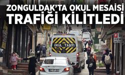 Zonguldak’ta okul mesaisi trafiği kilitledi