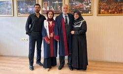 Baba ve kızı aynı gün diploma aldı