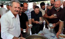 Cumayeri’nde aşure ikramı