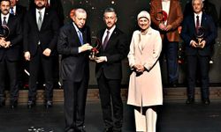 Cumhurbaşkanı Erdoğan'dan KARDEMİR'e "Yılın Kurumsal Kan Bağışçısı" ödülünü