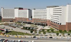 Elazığ’da 3. kattan düşen 4 yaşındaki çocuk ağır yaralandı