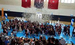 Hamidiye Anadolu lisesinden mezuniyet töreni