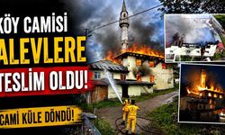 1976'dan Beri Ayaktaydı! Yangın Camiyi Yok Etti