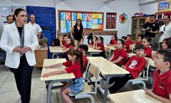 Karrne dağıtım töreninde öğrencinin validen ilginç isteği