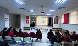 Öğrencilere okul sağlığı eğitimi