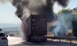 24 ton çikolata yüklü tır yandı