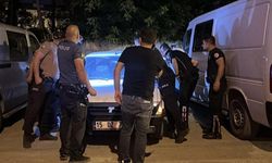 Araç içinde hareketsiz bulunan genç öldü