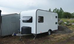 Arıların izinde bir ömür: Karavan desteği gezgin arıcı aileye nefes oldu