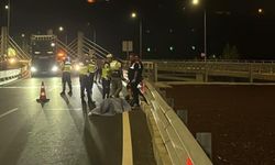 Motosiklet bariyerlere çarptı, sürücü hayatını kaybetti