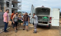 İnşaatta üzerine beton blok düşen işçi hayatını kaybetti