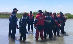 Çaya düşerek kaybolan küçük çocuğun cansız bedenine ulaşıldı