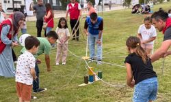 Karabük’te çocuklar karne festivalinde doyasıya eğlendi