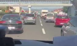Ambulansa yol vermek için fermuar sistemini uyguladılar