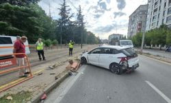 Eskişehir'de trafik kazası: Anne ve 4 yaşındaki kızı yaralandı