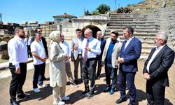 Kaya, Konuralp Antik kente hayran kaldı