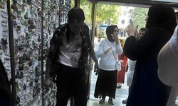 Lavaboyu açmak için dökülen kimyasal madde patladı: 2 yaralı