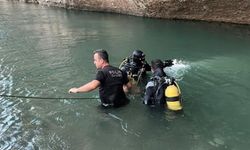 Serinlemek için girdiği suda boğularak hayatını kaybetti