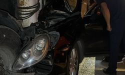 Bolu'da lüks SUV park halindeki tıra çarptı: 1 yaralı