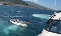 Yelkenli tekne alabora oldu, yaşlı adam kurtarıldı