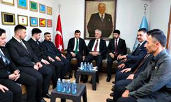 Vali Makas'tan Ülkü Ocakları'na ziyaret
